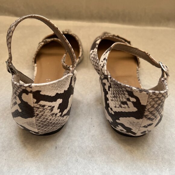 Madden Girl Women's Gray/Black Emeline Pointy Toe Snake Print Flats Shoe, Sz 7.5 - Picture 7 of 12